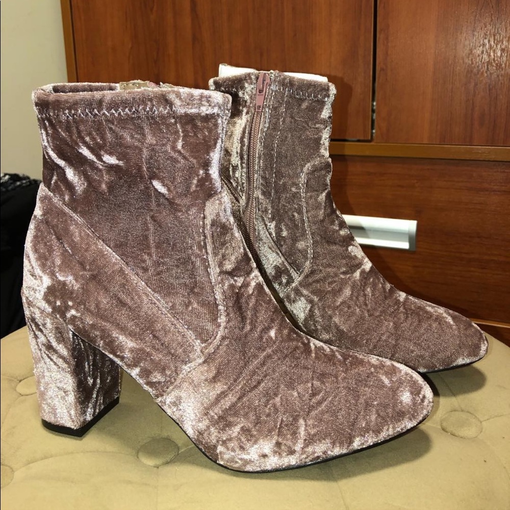 Steve Madden Booties